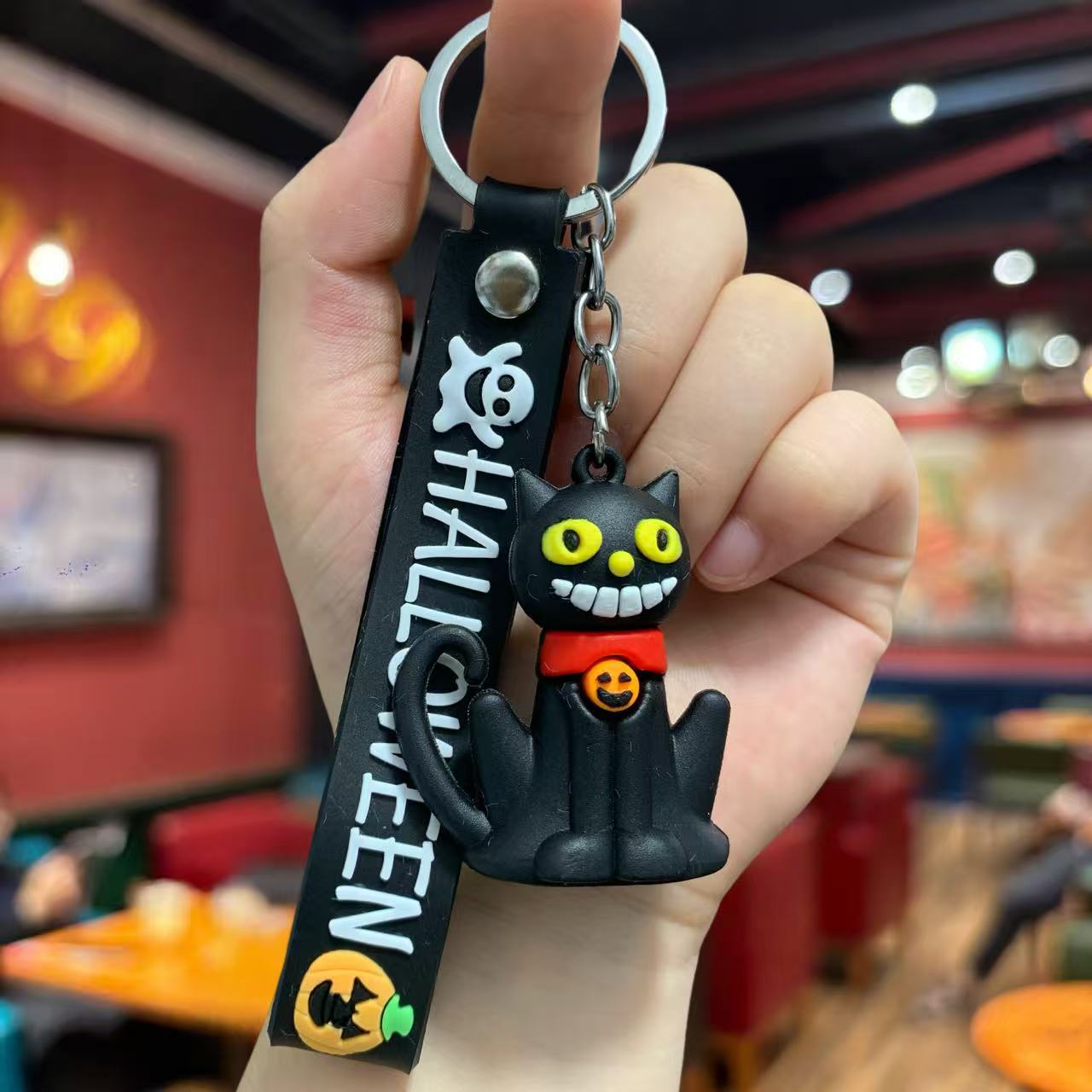 Wholesale  cartoon keychain